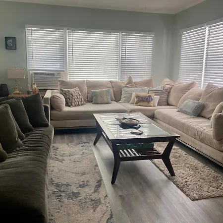 5 Min To Beach Large Living Room Fenced Backyard Deck Grill Firepit Long Driveway For Boat Parking Quick Access 95